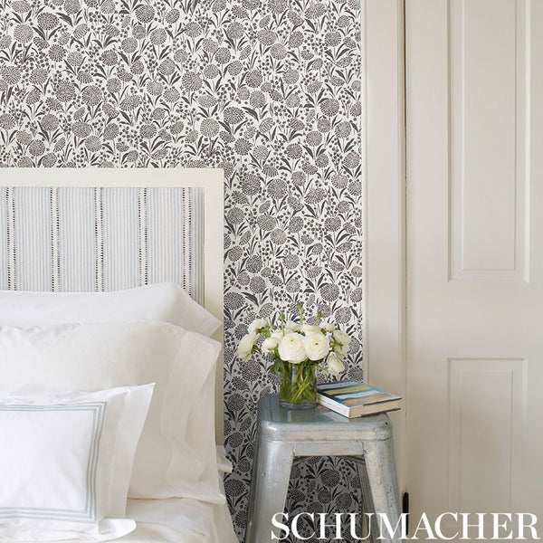 Schumacher "Chrysanthemum" Wallpaper