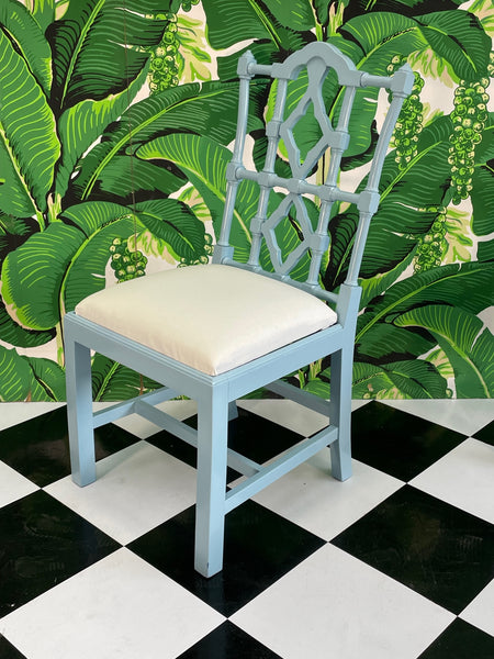 Pagoda Fretwork Dining Chairs Set in High Gloss Blue
