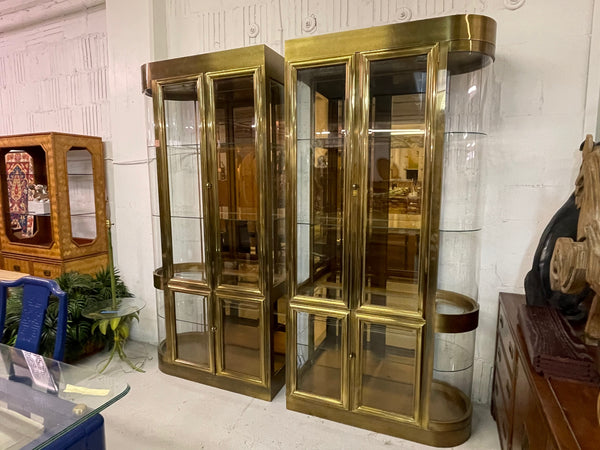 Mastercraft Brass and Glass Display or Vitrine Cabinets, a Pair front view