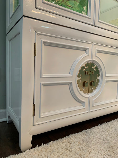 White Lacquered Asian Chinoiserie Lighted Cabinet by Century