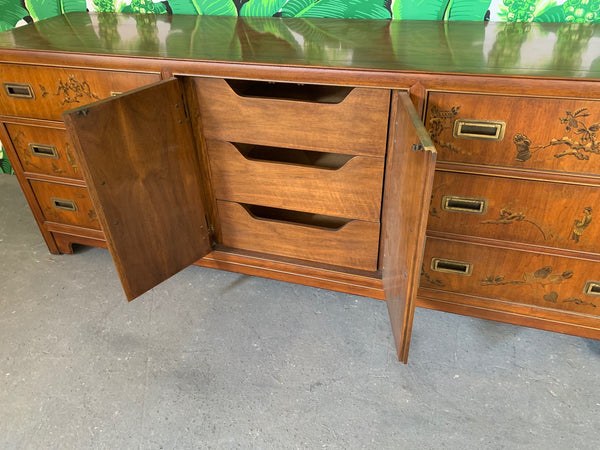 Asian Chinoiserie Dresser Dynasty by Heritage Furniture open view