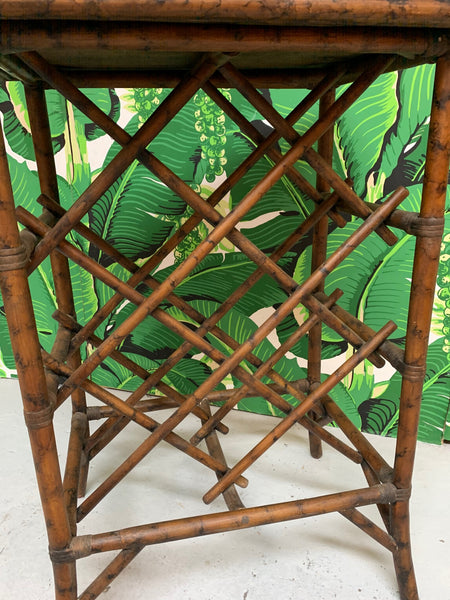 Rattan Wine Rack Tray Table close up