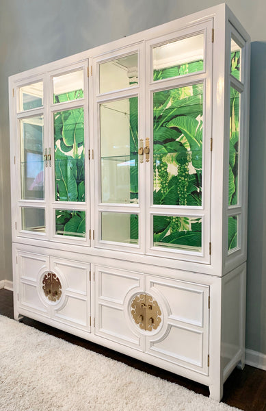 White Lacquered Asian Chinoiserie Lighted Cabinet by Century angle view