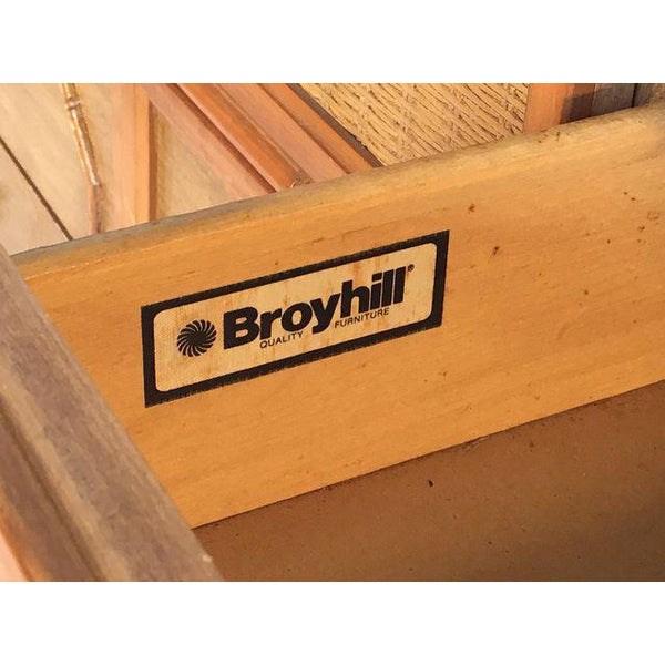 Broyhill Caned Rattan and Faux Bamboo Dresser logo