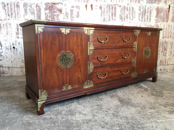Henredon Asian Chinoiserie Credenza side view