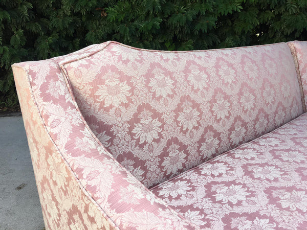 Vintage 4-Piece Hollywood Regency Pink Damask Tufted Sectional Sofa detailing
