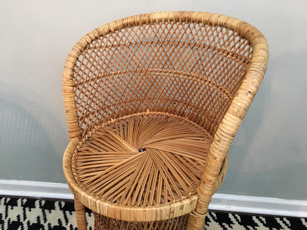 Vintage Wicker Bar Stools seat view